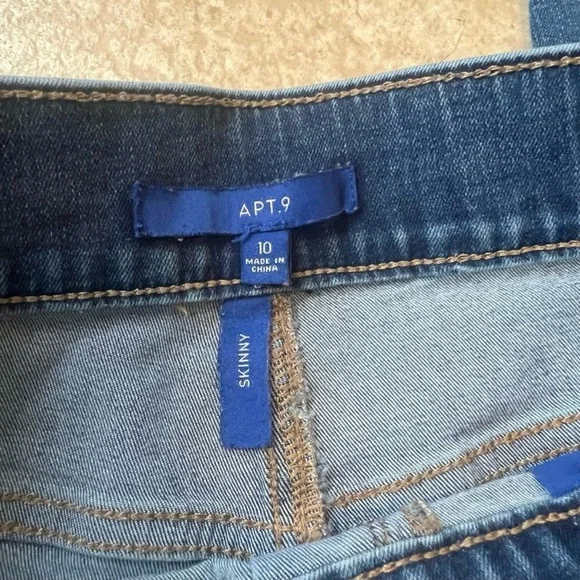 Apt 9 Pull On Jeans - Picture 4 of 5
